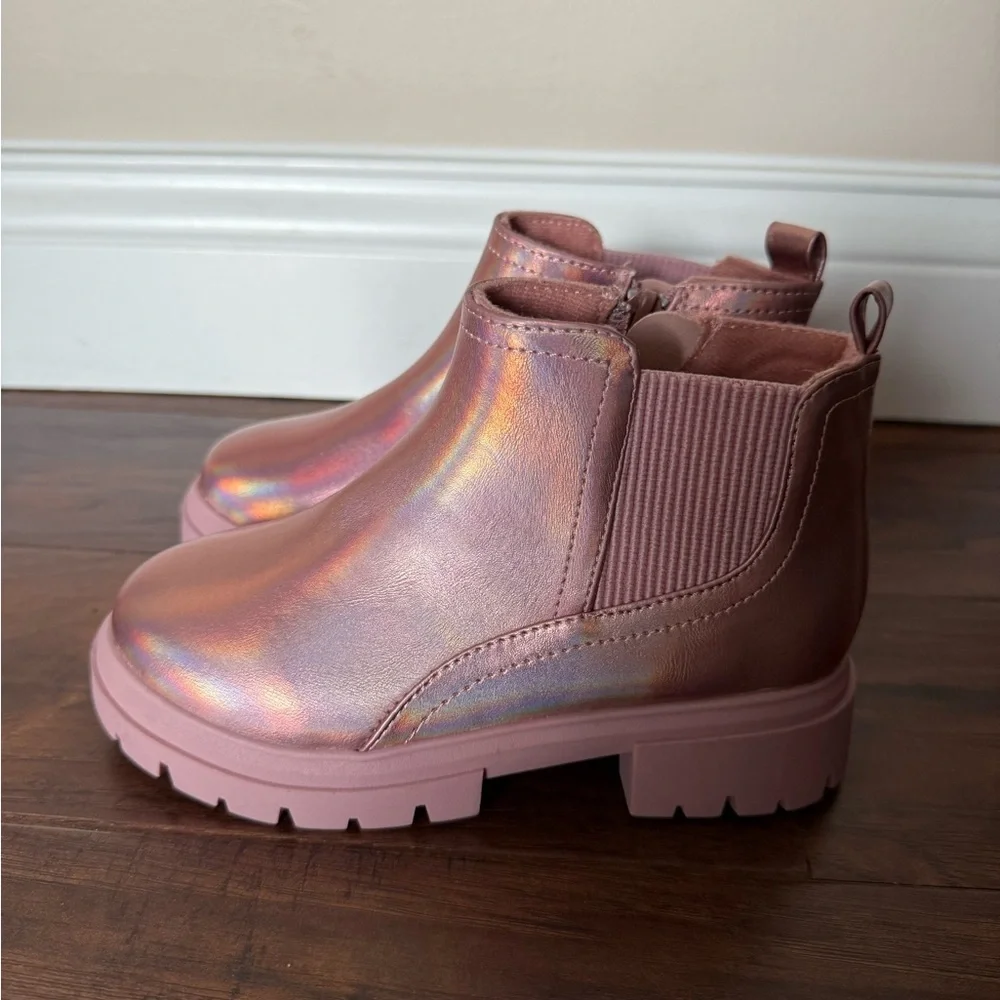 NWOT Blowfish Malibu Carousel Metallic Pink Ankle Boots-Size 11